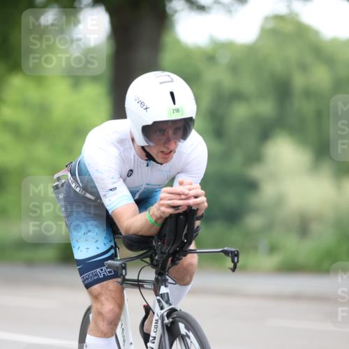 15.06.2025 - 7 Türme Triathlon Yannick Fuchs http://msf.ph/oto/7983745 15.06.2025 11:37:33 Radfahren 201, 210 meine-sportfotos.de