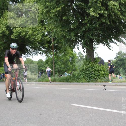15.06.2025 - 7 Türme Triathlon Yannick Fuchs http://msf.ph/oto/7983764 15.06.2025 13:38:58 Radfahren  meine-sportfotos.de