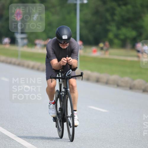 15.06.2025 - 27. Vierlanden-Triathlon H.Heesch http://msf.ph/oto/7983776 15.06.2025 11:17:52 Radfahren 7, 154, 199, 720, 830, 947 meine-sportfotos.de