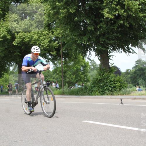 15.06.2025 - 7 Türme Triathlon Yannick Fuchs http://msf.ph/oto/7983800 15.06.2025 13:39:21 Radfahren  meine-sportfotos.de
