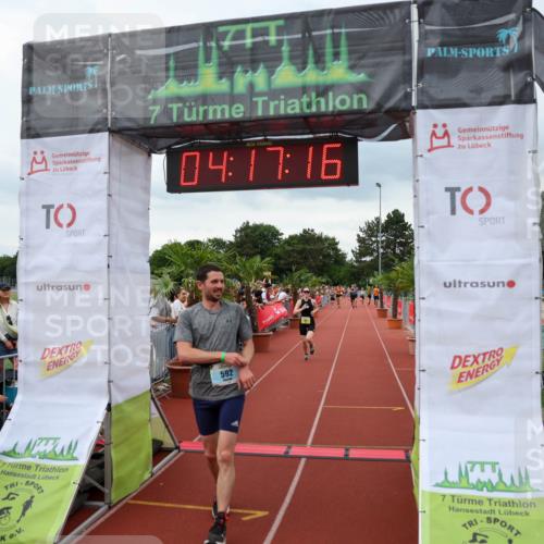 15.06.2025 - 7 Türme Triathlon Michael Strokosch http://msf.ph/oto/7983804 15.06.2025 14:17:16 Ziel 592, 751 meine-sportfotos.de
