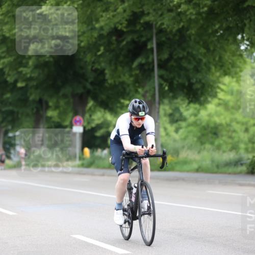 15.06.2025 - 7 Türme Triathlon Yannick Fuchs http://msf.ph/oto/7983809 15.06.2025 11:37:37 Radfahren 201 meine-sportfotos.de