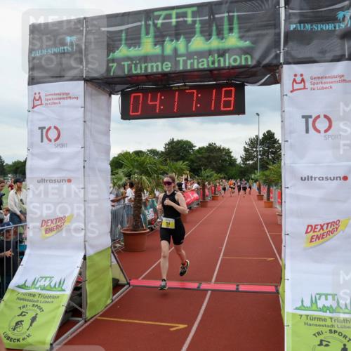 15.06.2025 - 7 Türme Triathlon Michael Strokosch http://msf.ph/oto/7983848 15.06.2025 14:17:18 Ziel 592, 751 meine-sportfotos.de