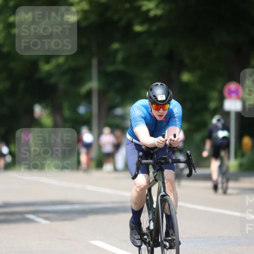 15.06.2025 - 7 Türme Triathlon Yannick Fuchs http://msf.ph/oto/7983853 15.06.2025 12:54:00 Radfahren 302, 400, 559, 594 meine-sportfotos.de
