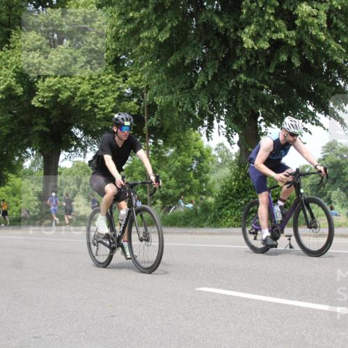 15.06.2025 - 7 Türme Triathlon Yannick Fuchs http://msf.ph/oto/7983856 15.06.2025 13:39:40 Radfahren  meine-sportfotos.de