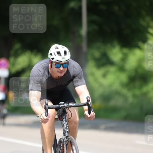15.06.2025 - 7 Türme Triathlon Yannick Fuchs http://msf.ph/oto/7983929 15.06.2025 12:54:05 Radfahren 559, 562 meine-sportfotos.de
