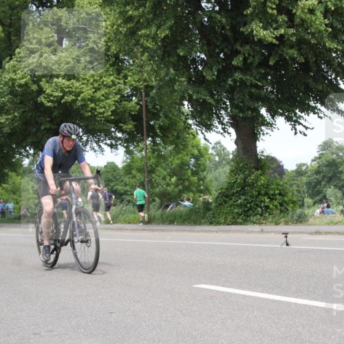 15.06.2025 - 7 Türme Triathlon Yannick Fuchs http://msf.ph/oto/7983965 15.06.2025 13:40:45 Radfahren  meine-sportfotos.de