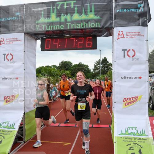 15.06.2025 - 7 Türme Triathlon Michael Strokosch http://msf.ph/oto/7983986 15.06.2025 14:17:26 Ziel 506, 825, 850, 1128 meine-sportfotos.de