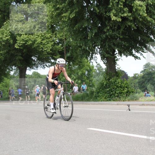 15.06.2025 - 7 Türme Triathlon Yannick Fuchs http://msf.ph/oto/7984007 15.06.2025 13:41:07 Radfahren  meine-sportfotos.de