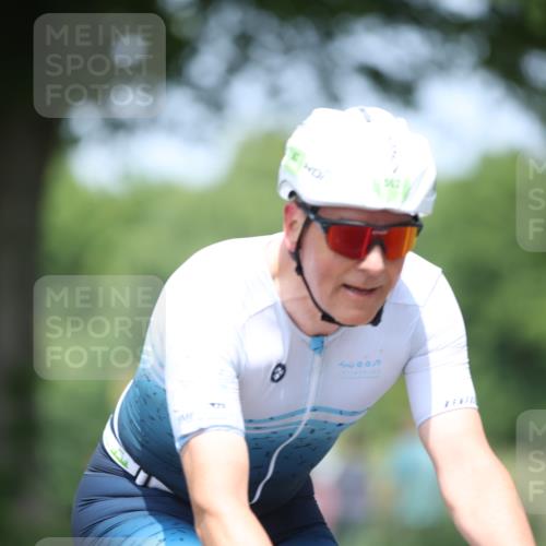 15.06.2025 - 7 Türme Triathlon Yannick Fuchs http://msf.ph/oto/7984033 15.06.2025 12:54:07 Radfahren 332, 562, 613, 649 meine-sportfotos.de