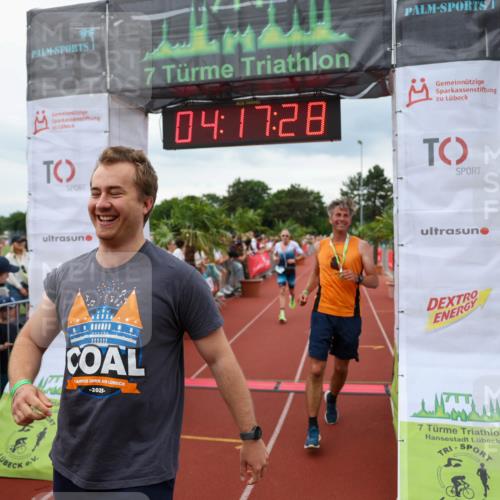 15.06.2025 - 7 Türme Triathlon Michael Strokosch http://msf.ph/oto/7984034 15.06.2025 14:17:28 Ziel 506, 825, 850, 1128, 1189 meine-sportfotos.de