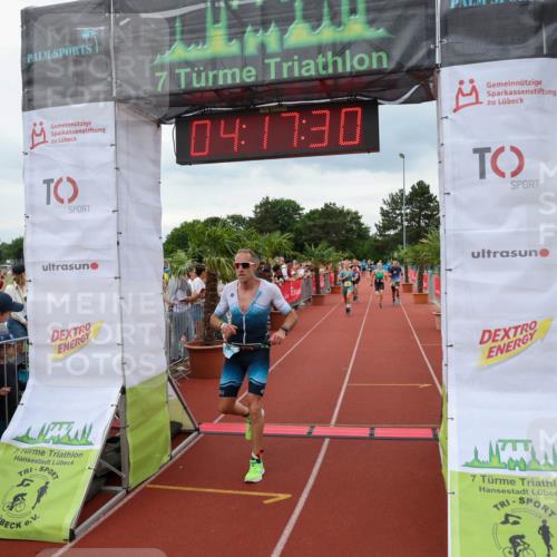 15.06.2025 - 7 Türme Triathlon Michael Strokosch http://msf.ph/oto/7984105 15.06.2025 14:17:30 Ziel 451, 506, 737, 825, 850, 975, 1128, 1189 meine-sportfotos.de