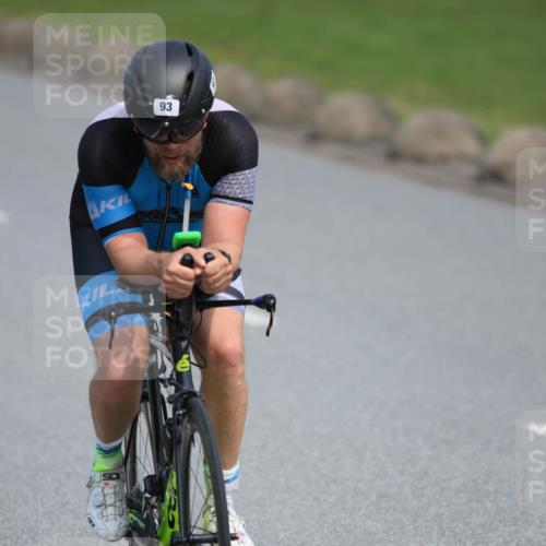15.06.2025 - 27. Vierlanden-Triathlon H.Heesch http://msf.ph/oto/7984148 15.06.2025 11:21:03 Radfahren 93, 142, 856 meine-sportfotos.de