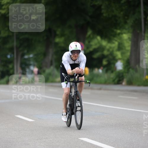 15.06.2025 - 7 Türme Triathlon Yannick Fuchs http://msf.ph/oto/7984185 15.06.2025 11:38:05 Radfahren 304, 307 meine-sportfotos.de