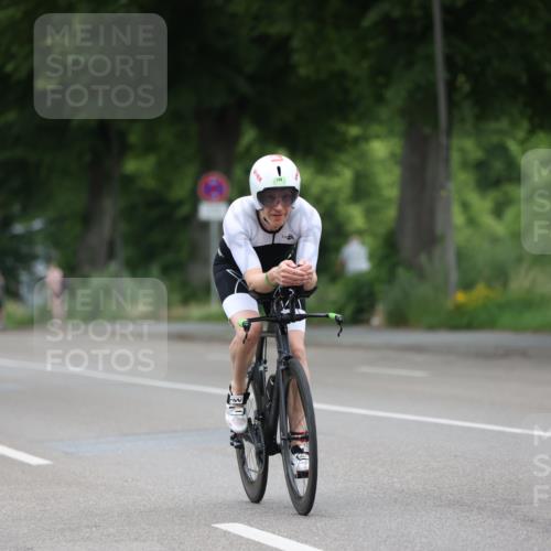 15.06.2025 - 7 Türme Triathlon Yannick Fuchs http://msf.ph/oto/7984197 15.06.2025 11:38:05 Radfahren 304, 307 meine-sportfotos.de