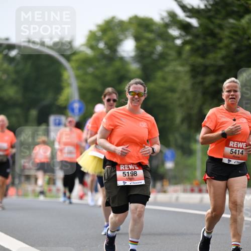 15.06.2025 - REWE Women's Run Dr. Thomas Lammeyer http://msf.ph/oto/7984211 15.06.2025 10:47:00 Laufen 5198, 5414 meine-sportfotos.de