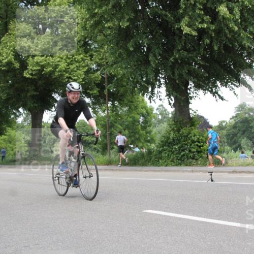 15.06.2025 - 7 Türme Triathlon Yannick Fuchs http://msf.ph/oto/7984226 15.06.2025 13:43:43 Radfahren  meine-sportfotos.de