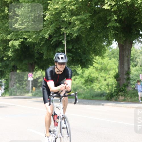 15.06.2025 - 7 Türme Triathlon Yannick Fuchs http://msf.ph/oto/7984245 15.06.2025 12:54:14 Radfahren 332, 510, 570, 613, 649, 1090 meine-sportfotos.de