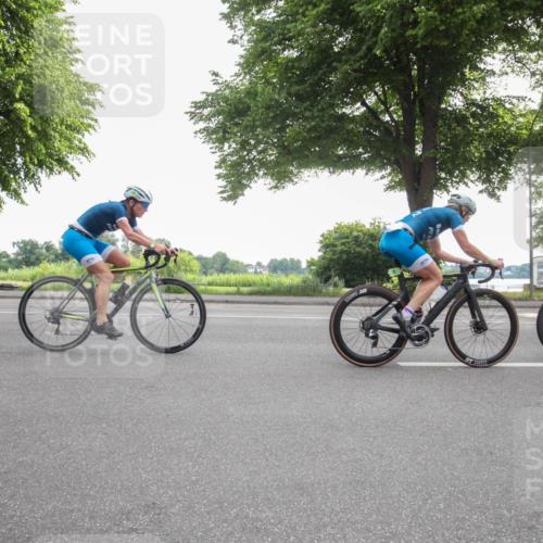 15.06.2025 - 7 Türme Triathlon Yannick Fuchs http://msf.ph/oto/7984252 15.06.2025 09:47:52 Radfahren 81, 84 meine-sportfotos.de