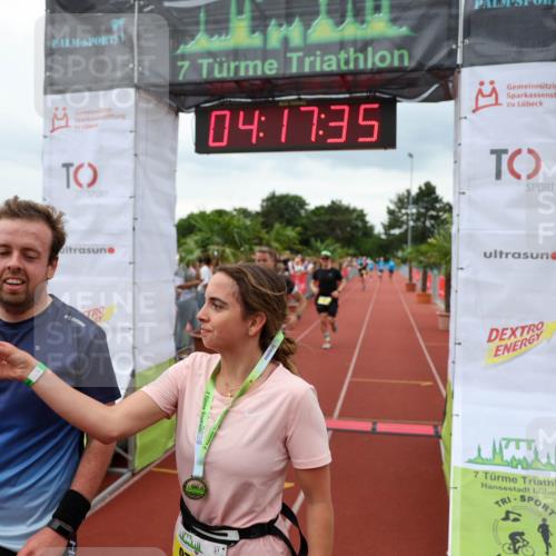 15.06.2025 - 7 Türme Triathlon Michael Strokosch http://msf.ph/oto/7984259 15.06.2025 14:17:35 Ziel 451, 506, 737, 781, 975, 1189 meine-sportfotos.de