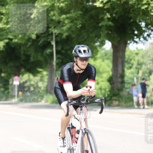 15.06.2025 - 7 Türme Triathlon Yannick Fuchs http://msf.ph/oto/7984262 15.06.2025 12:54:14 Radfahren 332, 510, 570, 613, 649, 1090 meine-sportfotos.de
