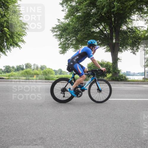 15.06.2025 - 7 Türme Triathlon Yannick Fuchs http://msf.ph/oto/7984269 15.06.2025 09:48:28 Radfahren 26, 29, 30, 71, 74, 75 meine-sportfotos.de