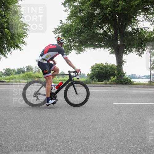 15.06.2025 - 7 Türme Triathlon Yannick Fuchs http://msf.ph/oto/7984282 15.06.2025 09:48:38 Radfahren 31, 33, 34, 35, 71, 74, 75, 101, 104 meine-sportfotos.de