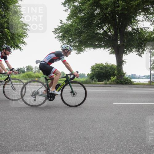 15.06.2025 - 7 Türme Triathlon Yannick Fuchs http://msf.ph/oto/7984287 15.06.2025 09:48:38 Radfahren 31, 33, 34, 35, 71, 74, 75, 101, 104 meine-sportfotos.de