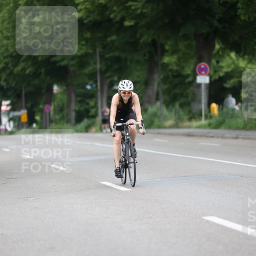 15.06.2025 - 7 Türme Triathlon Yannick Fuchs http://msf.ph/oto/7984303 15.06.2025 11:38:10 Radfahren 304, 307 meine-sportfotos.de