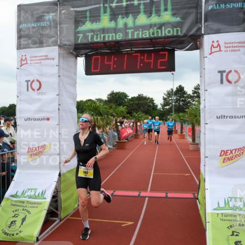 15.06.2025 - 7 Türme Triathlon Michael Strokosch http://msf.ph/oto/7984325 15.06.2025 14:17:41 Ziel 451, 737, 742, 781, 922, 975 meine-sportfotos.de