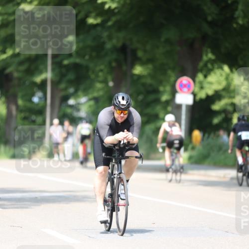 15.06.2025 - 7 Türme Triathlon Yannick Fuchs http://msf.ph/oto/7984343 15.06.2025 12:54:23 Radfahren 380, 604, 672 meine-sportfotos.de
