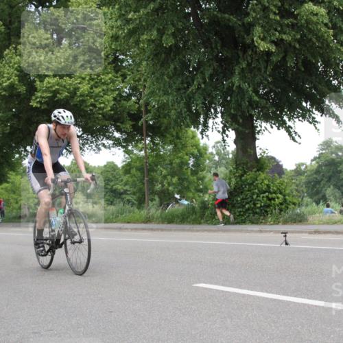 15.06.2025 - 7 Türme Triathlon Yannick Fuchs http://msf.ph/oto/7984346 15.06.2025 13:44:00 Radfahren  meine-sportfotos.de