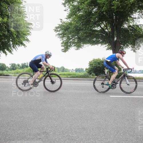15.06.2025 - 7 Türme Triathlon Yannick Fuchs http://msf.ph/oto/7984352 15.06.2025 09:51:12 Radfahren 48, 49 meine-sportfotos.de