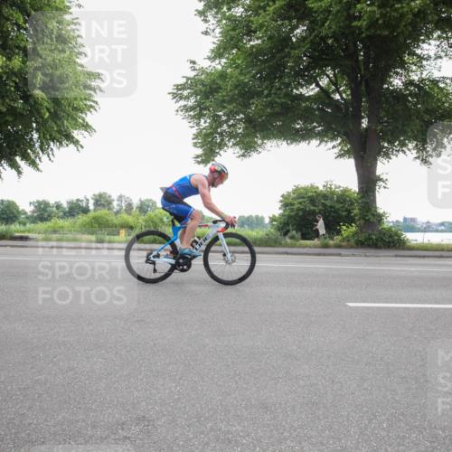 15.06.2025 - 7 Türme Triathlon Yannick Fuchs http://msf.ph/oto/7984357 15.06.2025 09:51:12 Radfahren 48, 49 meine-sportfotos.de