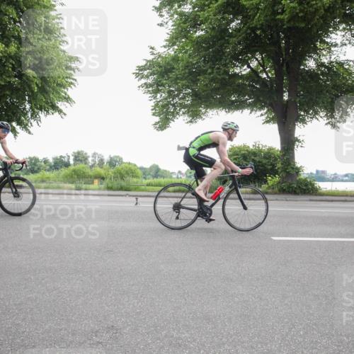 15.06.2025 - 7 Türme Triathlon Yannick Fuchs http://msf.ph/oto/7984367 15.06.2025 09:51:25 Radfahren 63 meine-sportfotos.de