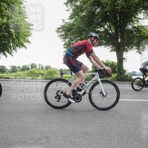 15.06.2025 - 7 Türme Triathlon Yannick Fuchs http://msf.ph/oto/7984387 15.06.2025 09:52:00 Radfahren 6, 8, 10, 41, 90, 91 meine-sportfotos.de