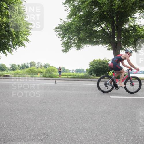 15.06.2025 - 7 Türme Triathlon Yannick Fuchs http://msf.ph/oto/7984395 15.06.2025 09:52:01 Radfahren 6, 8, 10, 41, 90, 91 meine-sportfotos.de