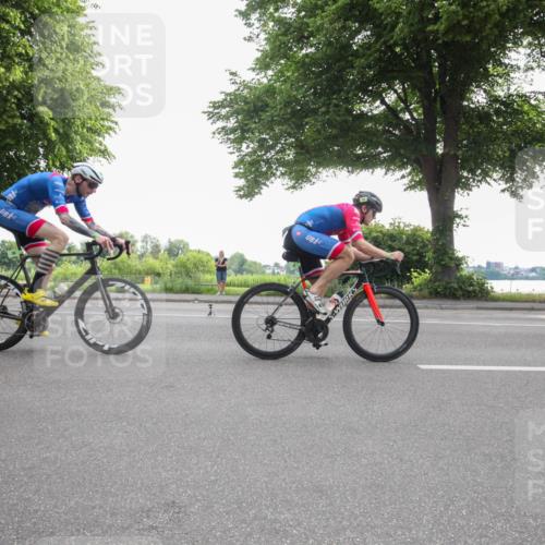 15.06.2025 - 7 Türme Triathlon Yannick Fuchs http://msf.ph/oto/7984411 15.06.2025 09:52:23 Radfahren 39, 40 meine-sportfotos.de
