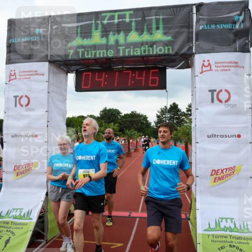 15.06.2025 - 7 Türme Triathlon Michael Strokosch http://msf.ph/oto/7984462 15.06.2025 14:17:45 Ziel 648, 742, 922 meine-sportfotos.de