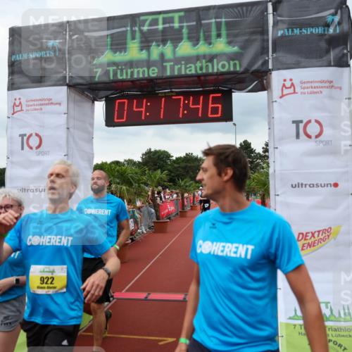 15.06.2025 - 7 Türme Triathlon Michael Strokosch http://msf.ph/oto/7984486 15.06.2025 14:17:46 Ziel 648, 742, 922 meine-sportfotos.de
