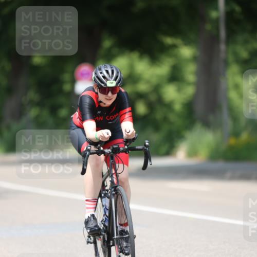 15.06.2025 - 7 Türme Triathlon Yannick Fuchs http://msf.ph/oto/7984496 15.06.2025 12:54:35 Radfahren 232, 341, 673 meine-sportfotos.de