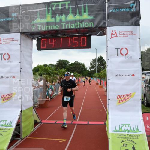 15.06.2025 - 7 Türme Triathlon Michael Strokosch http://msf.ph/oto/7984502 15.06.2025 14:17:49 Ziel 648, 681, 922 meine-sportfotos.de