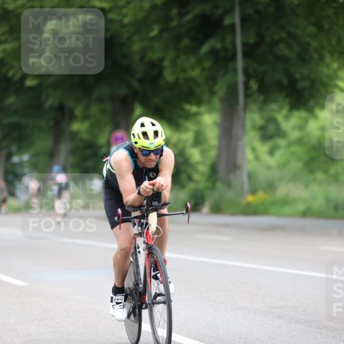 15.06.2025 - 7 Türme Triathlon Yannick Fuchs http://msf.ph/oto/7984520 15.06.2025 11:38:20 Radfahren 246, 285 meine-sportfotos.de