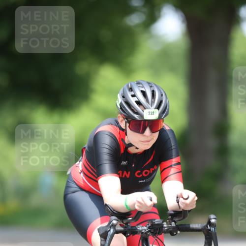 15.06.2025 - 7 Türme Triathlon Yannick Fuchs http://msf.ph/oto/7984549 15.06.2025 12:54:36 Radfahren 232, 341, 673 meine-sportfotos.de
