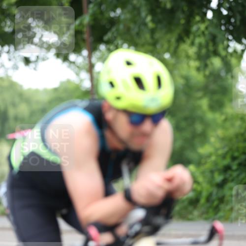 15.06.2025 - 7 Türme Triathlon Yannick Fuchs http://msf.ph/oto/7984551 15.06.2025 11:38:20 Radfahren 246, 285 meine-sportfotos.de