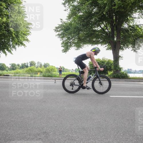 15.06.2025 - 7 Türme Triathlon Yannick Fuchs http://msf.ph/oto/7984552 15.06.2025 09:56:07 Radfahren 5, 57 meine-sportfotos.de
