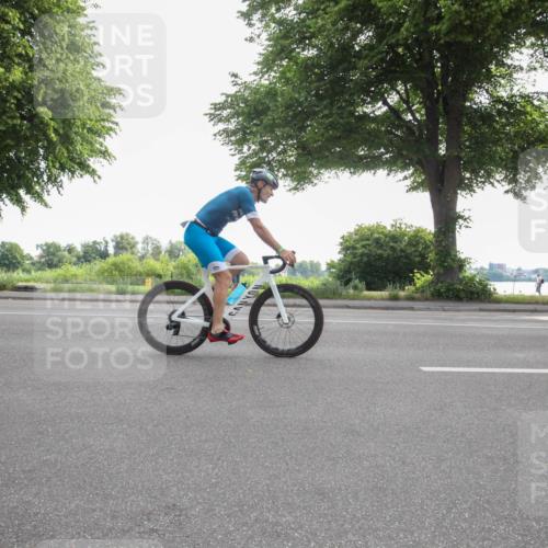15.06.2025 - 7 Türme Triathlon Yannick Fuchs http://msf.ph/oto/7984566 15.06.2025 09:56:09 Radfahren 5, 57, 85, 87 meine-sportfotos.de