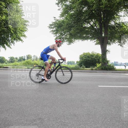 15.06.2025 - 7 Türme Triathlon Yannick Fuchs http://msf.ph/oto/7984570 15.06.2025 09:56:10 Radfahren 5, 85, 87 meine-sportfotos.de