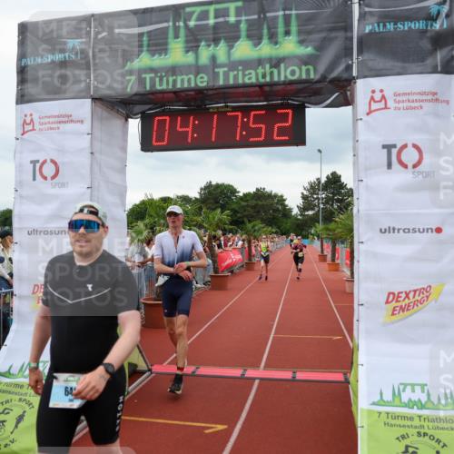 15.06.2025 - 7 Türme Triathlon Michael Strokosch http://msf.ph/oto/7984571 15.06.2025 14:17:51 Ziel 648, 681, 721, 922, 1195 meine-sportfotos.de