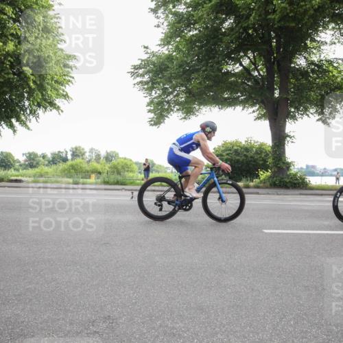 15.06.2025 - 7 Türme Triathlon Yannick Fuchs http://msf.ph/oto/7984576 15.06.2025 09:56:11 Radfahren 5, 85, 87 meine-sportfotos.de